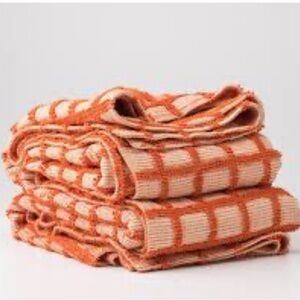 Schoolhouse queen bedding set.